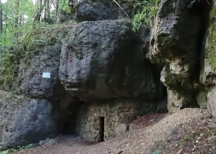 Zum Berg * Neuhaus an der Pegnitz